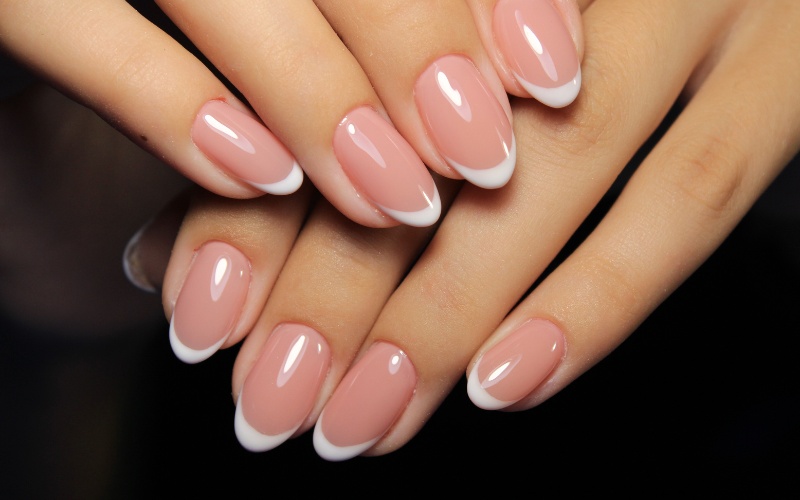 Mẫu móng tay đẹp nhẹ nhàng | Top 6 mẫu nail tôn da nhất